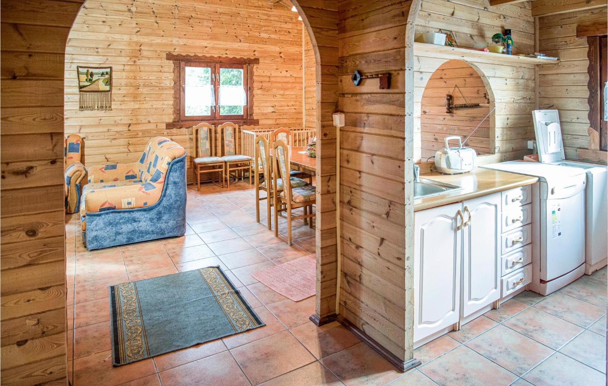 Nice Home In Mscice With Kitchen Buitenkant foto