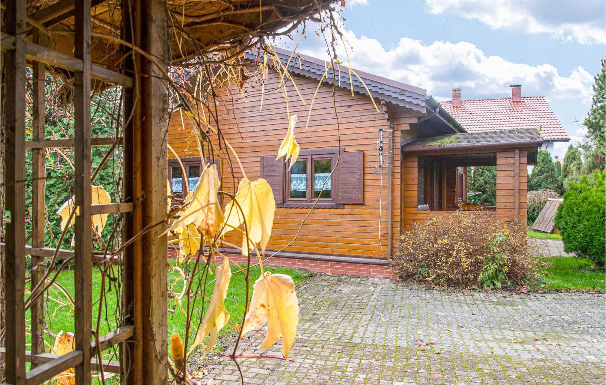 Nice Home In Mscice With Kitchen Buitenkant foto